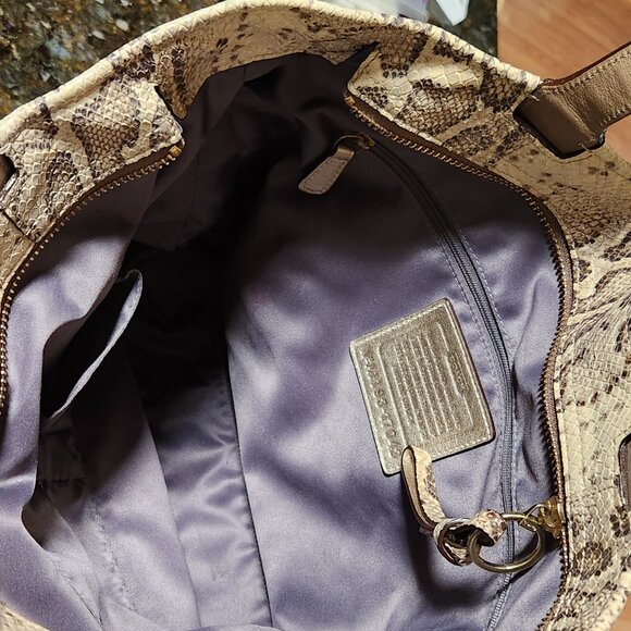 COACH Audrey soft smooth and supple cream leather tote w/snakeskin trim/dustbag - Picture 11 of 15